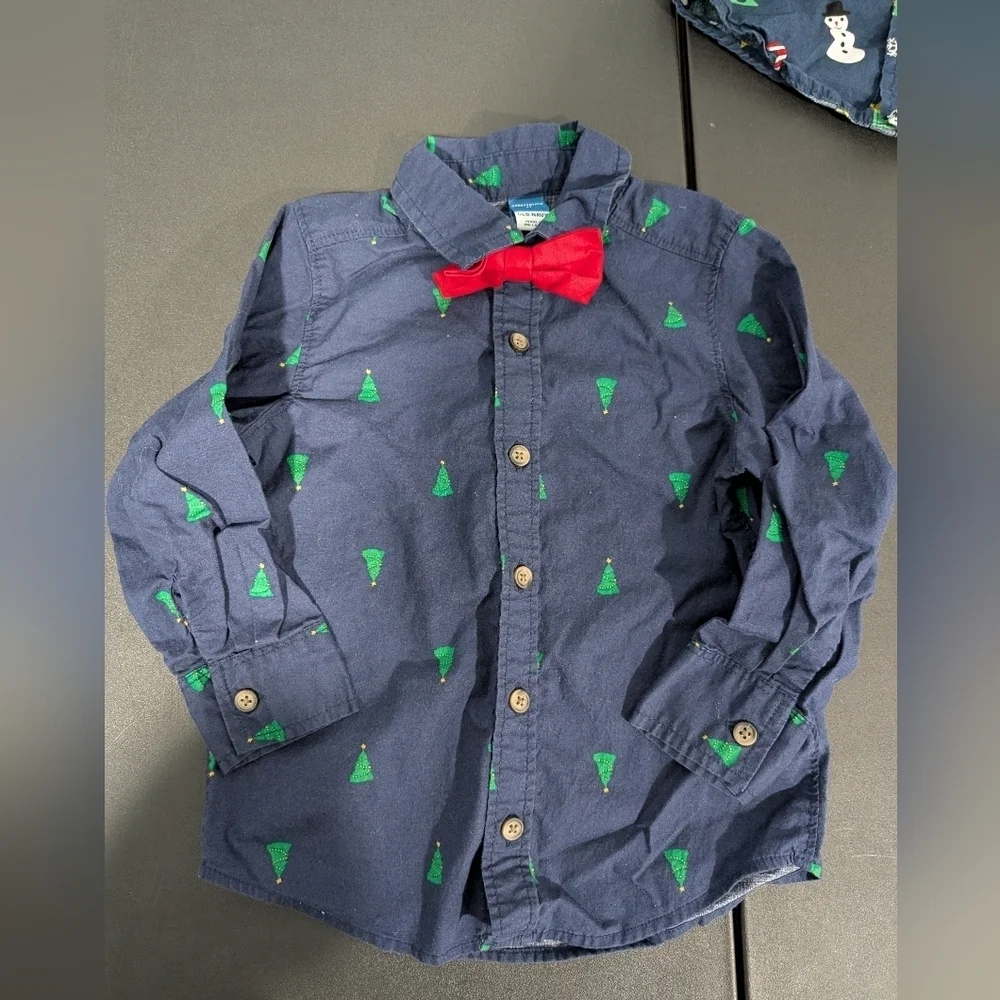 Lot of 2 (TWO) Toddler Boy Christmas Holiday Long Sleeve Shirts in Size 3T